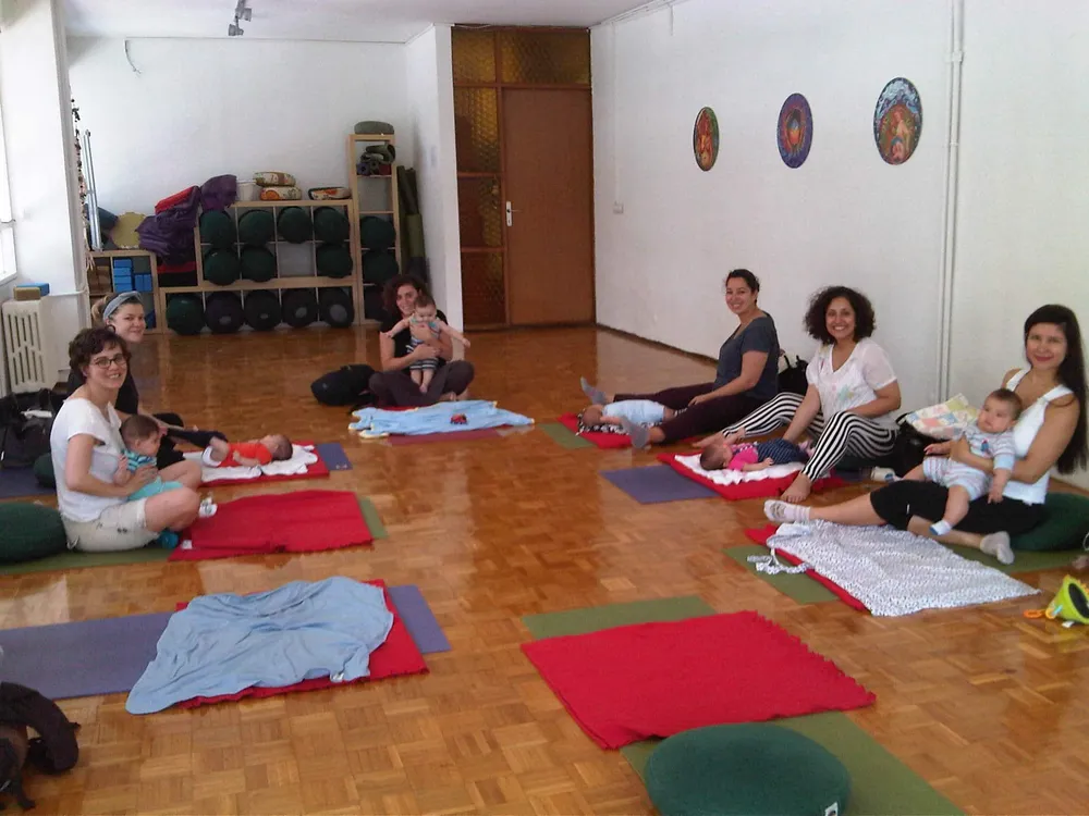 Doula Sima İbrahimiye Ölçer ile Anne&Bebek Yogası Üzerine…