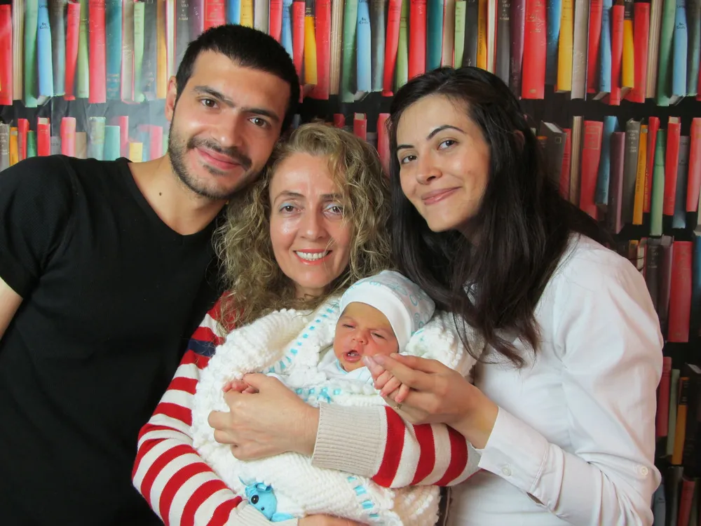 Mutlu Son; Zafer Artu Gelmiş, Hoş Gelmiş…