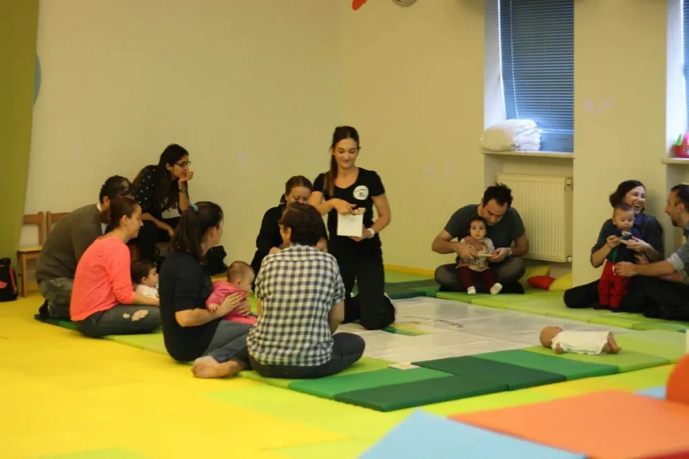 Uzman Psikolojik Danışman Duygu Pekel Göksel ile Baby Sensory Üzerine