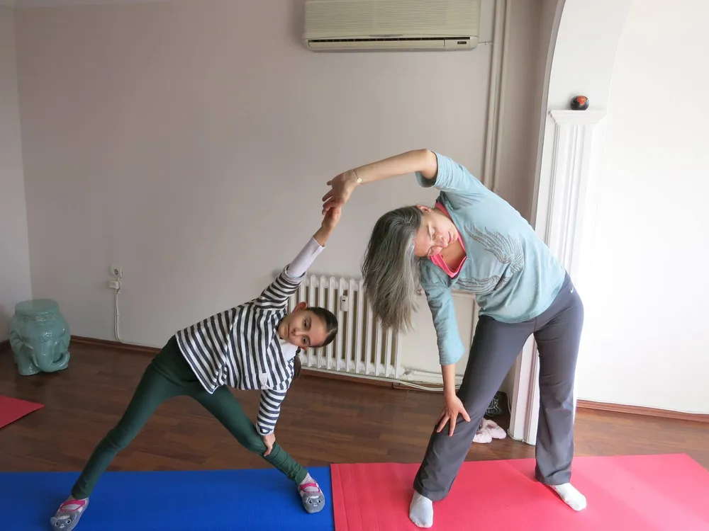 Yoga Eğitmeni Banu Özsoy ile “Çocuk Yogası” Üzerine